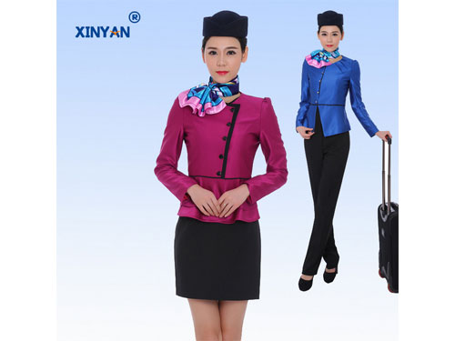 女式長袖職業(yè)套裝  